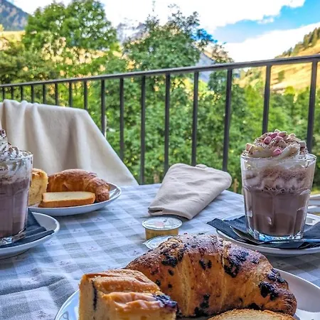 Otel Rifugio Aleve Castello (Piedmont)