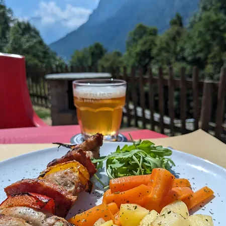 Rifugio Aleve * Castello (Piedmont)